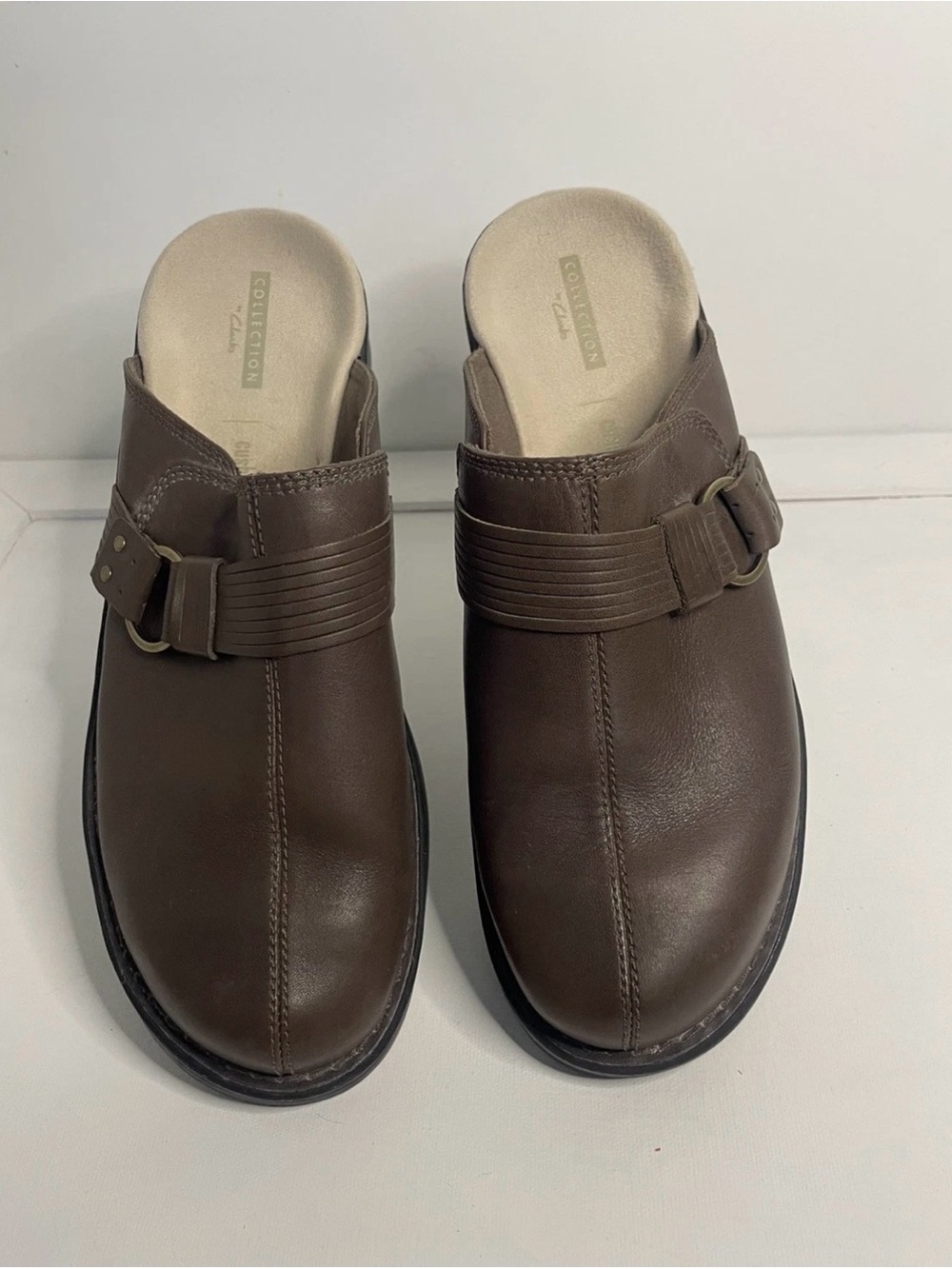 Collection by Clarks Women's Brown Leather Mule with Buckle Strap size 10